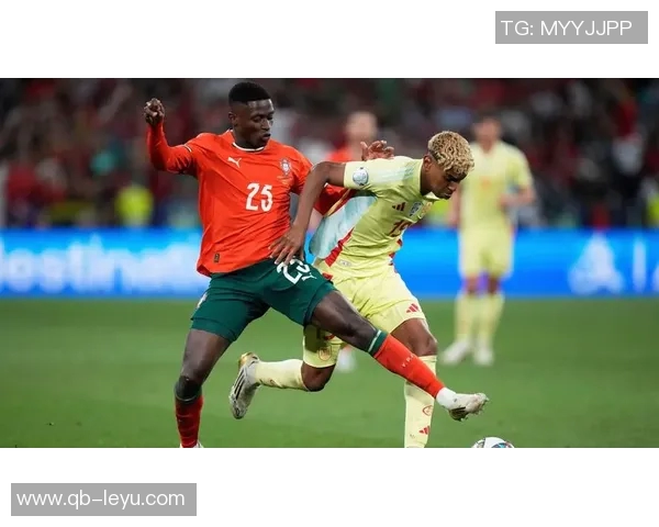 努诺门德斯任意球惊艳全场法甲官方称其为世界最佳左后卫